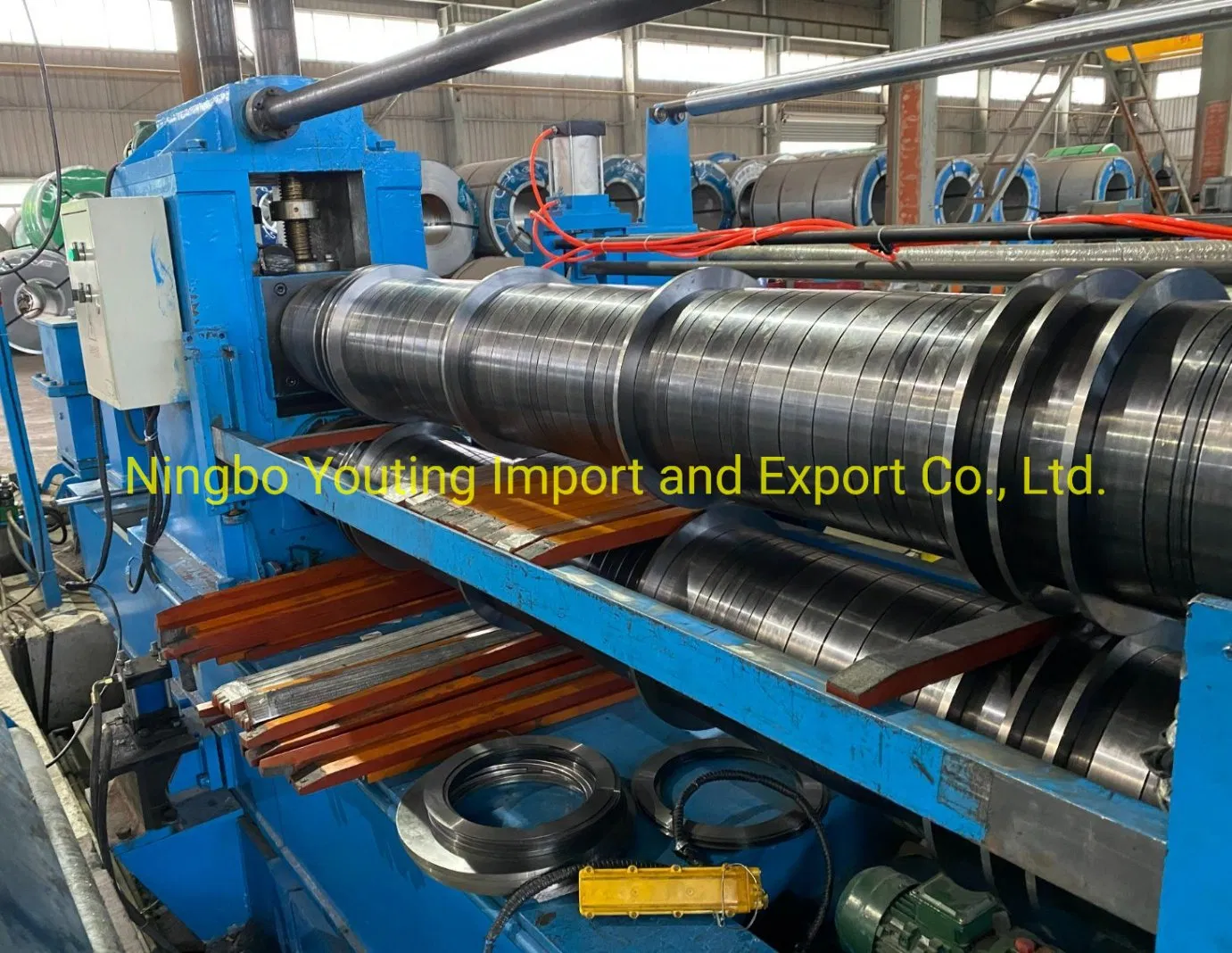 Linea di taglio a spirale CNC per lamiera di alluminio in acciaio inossidabile tagliata a misura di bobina di lamiera del fornitore della Cina